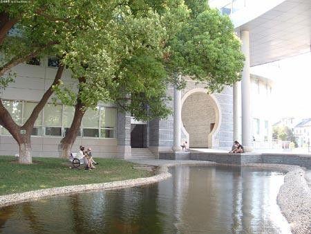 苏州大学