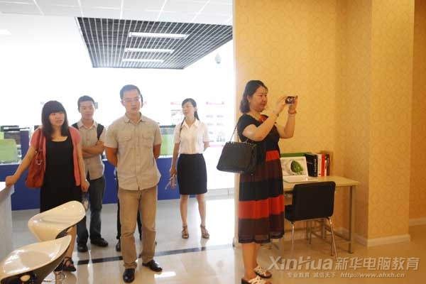 搜狐教育频道记者参观安徽新华电脑专修学院环境艺术设计实训基地