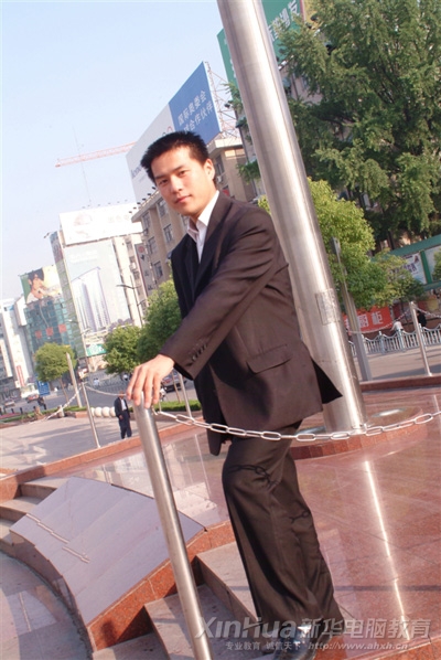 自信的孙健