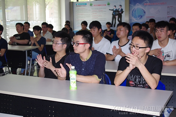 定向班开班现场气氛热烈
