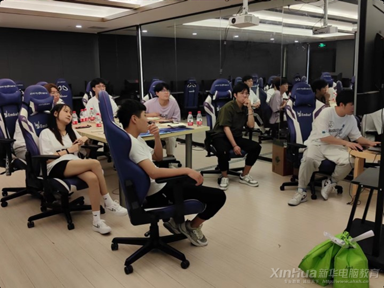 新华互联网科技2022电竞青训营正式开营!
